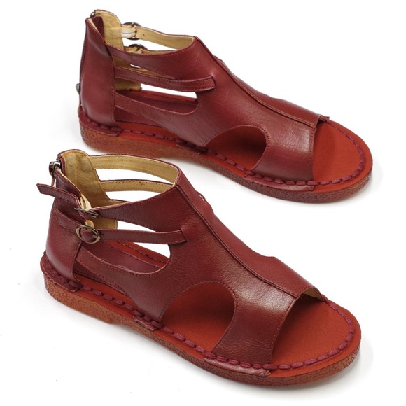 NWT Harssidanzar Genuine Leather Sandals, Red - Picture 1 of 2
